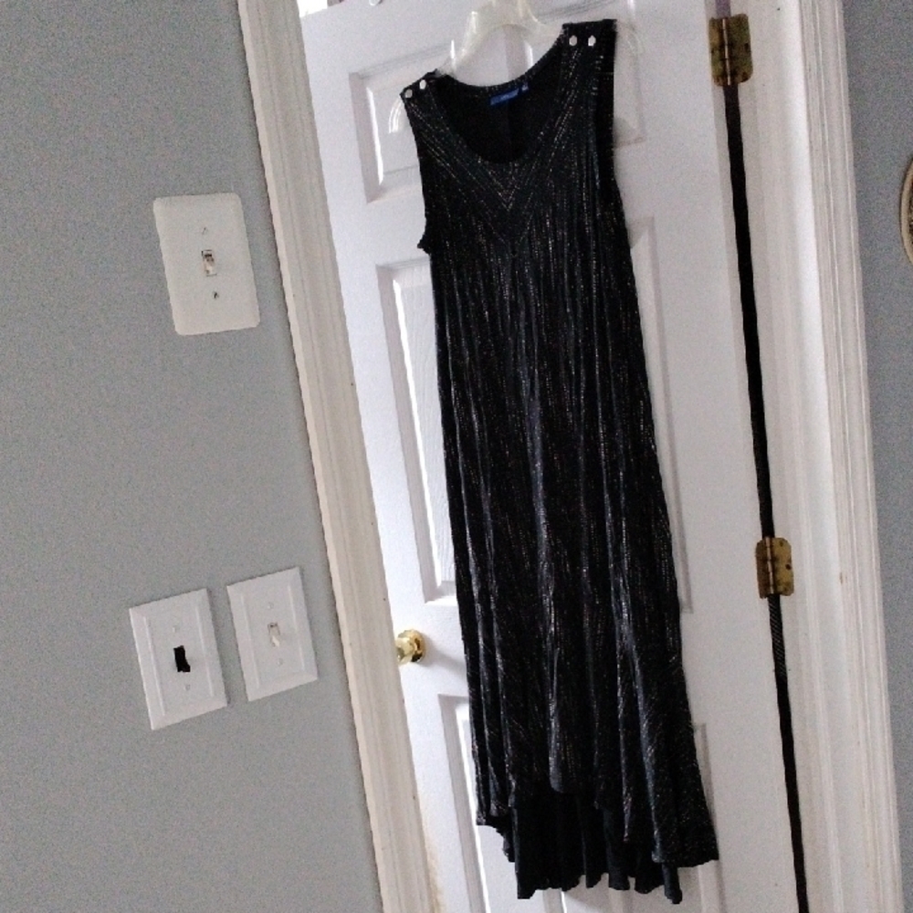 Chic Black Sleeveless Maxi Dress